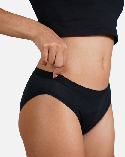Köp 1 få 2 - Classic Brief - Mid Waist + GRATIS Läckagesäkra tygbindor